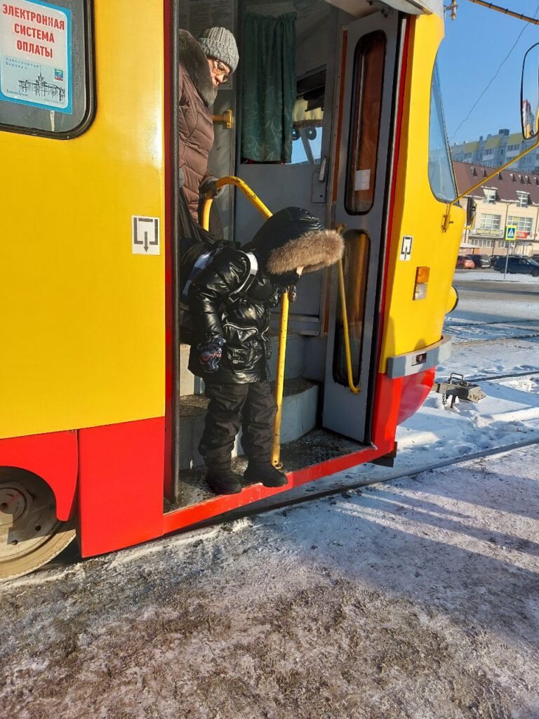 Tatra T3 door entrance